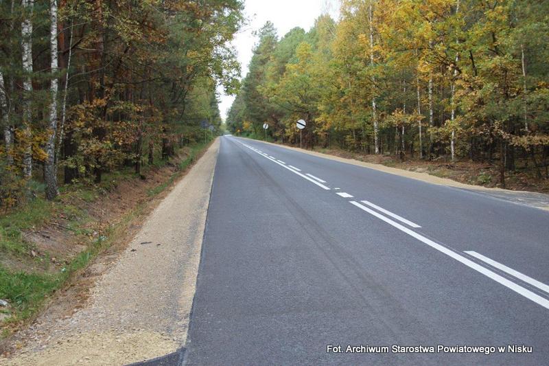 Kolejne przebudowane drogi w powiecie niżańskim oddane do użytku